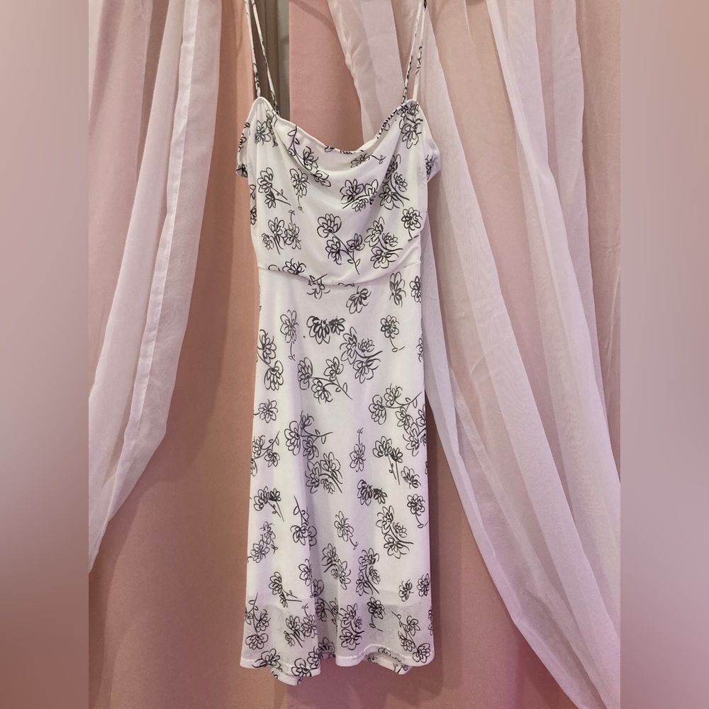 Fashion Magazine black and white floral dress